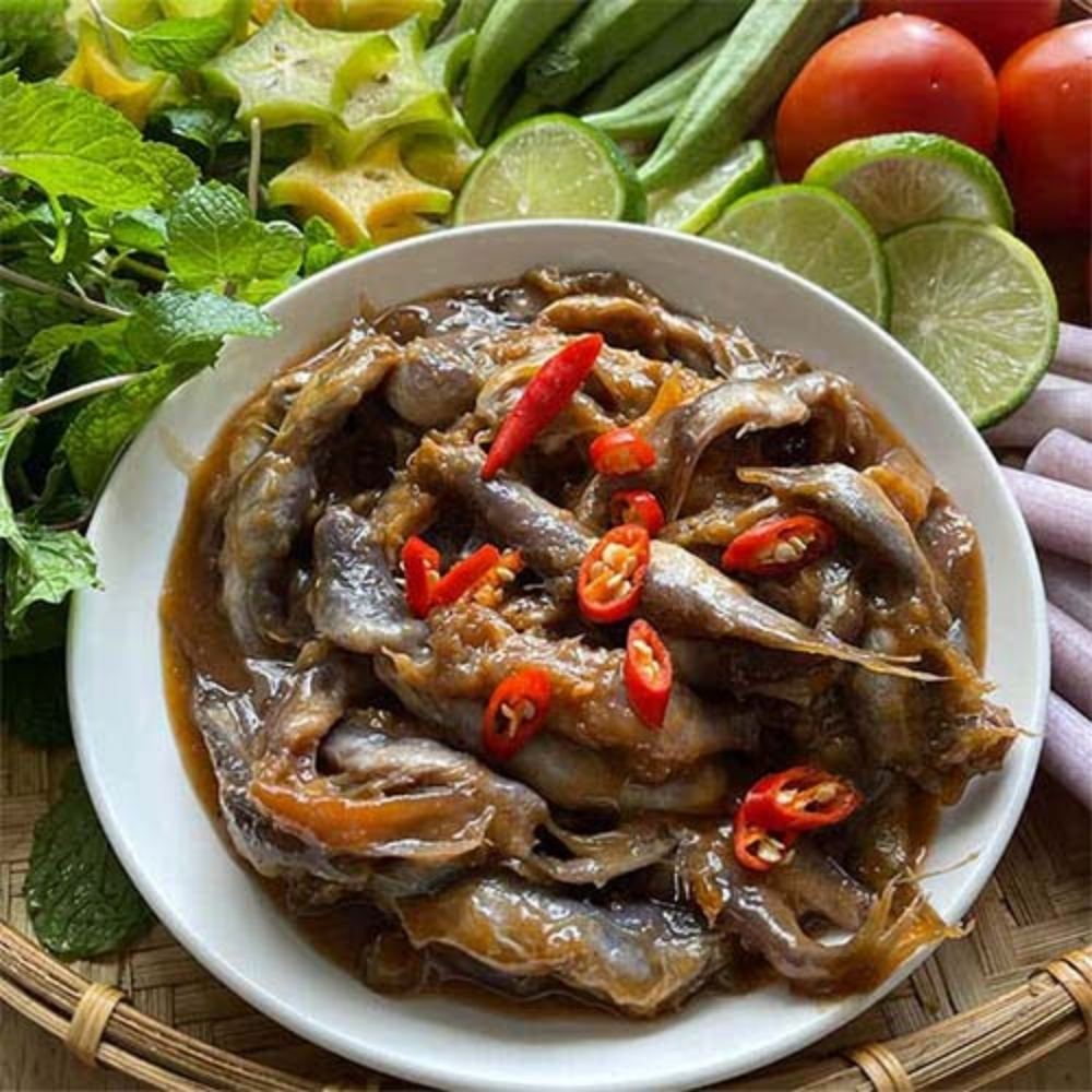 Mắm Cá Linh – Đặc Sản Miền Tây Mùa Nước Nổi
